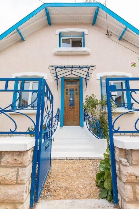 Le Montrachet Villa Dijon Ngoại thất bức ảnh